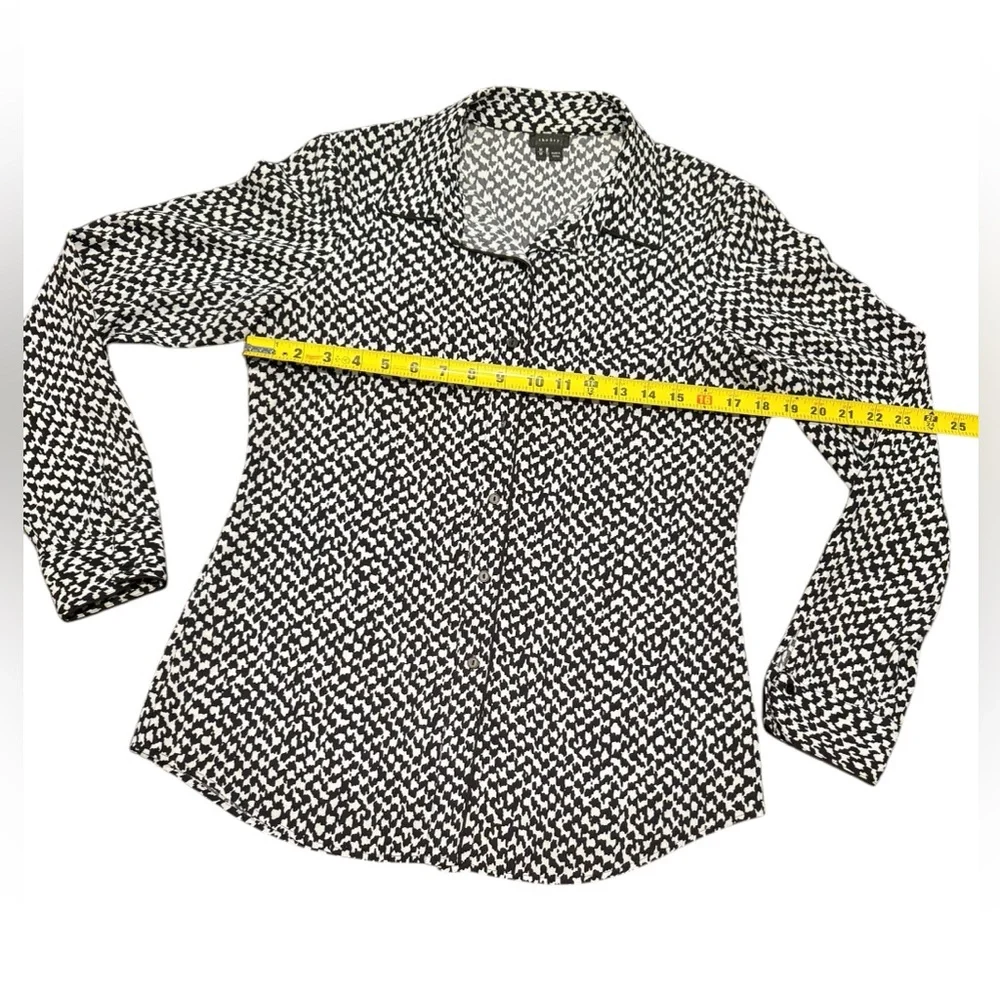 Theory Black and White Houndstooth Blouse Women’s Size Medium - Picture 8 of 9